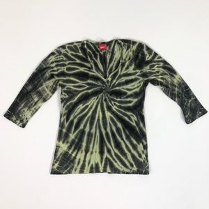 Green Tie-dye shirt